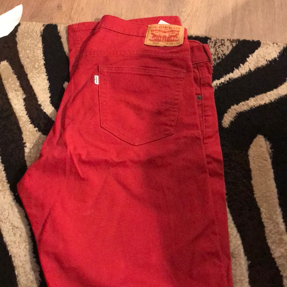 Red Levi 569 jeans